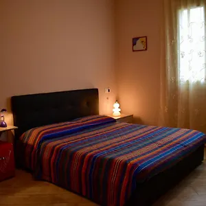 Tra Il Borgo E Il Mare Bed & Breakfast